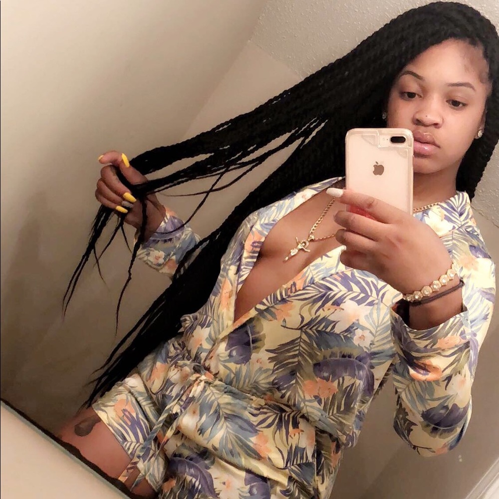 Meet your Posher, Keoshia